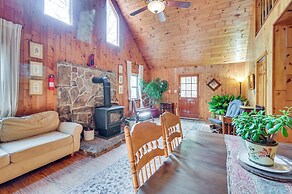 Cozy Appalachian Getaway: 5 Mi to Prospect Peak!