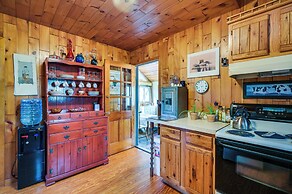 Cozy Appalachian Getaway: 5 Mi to Prospect Peak!