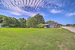 Walk to Lake: Historic Disney Home