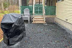 Pool Access + Fire Pit: Ocean Pines Retreat!