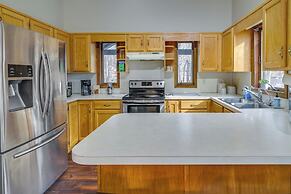 Lovely Poconos Cabin w/ Resort Amenities!