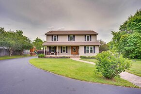 Dock & Kayaks: Lakefront Roanoke Rapids Home