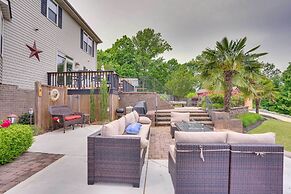 Dock & Kayaks: Lakefront Roanoke Rapids Home