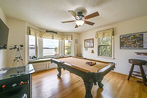 Dock & Kayaks: Lakefront Roanoke Rapids Home