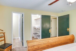 10 Mi to Silverwood: Secluded Getaway!