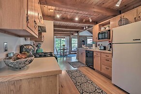 Lovettsville Cottage in Heart of Wine Country