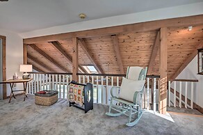 Lovettsville Cottage in Heart of Wine Country