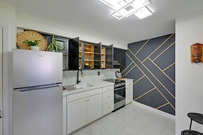 Garden Oasis Freeport Getaway < 7 Mi to Long Beach