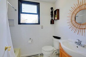 Garden Oasis Freeport Getaway < 7 Mi to Long Beach