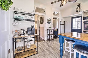 Lush, Modern Farmhouse w/ Mtn Views & Sunroom