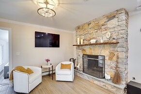 Lovely Highland Home w/ Pool & Hot Tub!