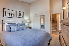 Inviting Mountain Condo w/ Balcony in Vail Valley!
