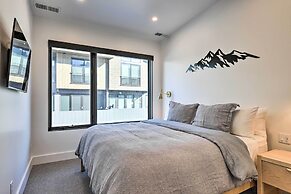 Luxe Park City Townhome w/ Hot Tub: 1/2 Mi to Lift