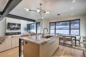 Luxe Park City Townhome w/ Hot Tub: 1/2 Mi to Lift