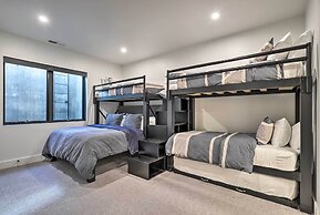 Luxe Park City Townhome w/ Hot Tub: 1/2 Mi to Lift