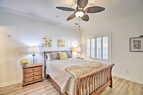 Ocean Isle Condo With Community Pool & Hot Tub!