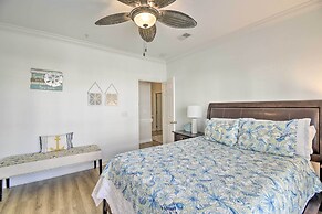 Ocean Isle Condo With Community Pool & Hot Tub!