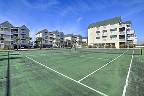Ocean Isle Condo With Community Pool & Hot Tub!
