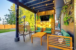 Mount Vernon Home w/ Private Hot Tub