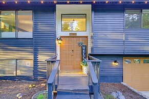 Mount Vernon Home w/ Private Hot Tub