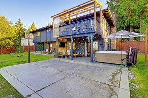 Mount Vernon Home w/ Private Hot Tub