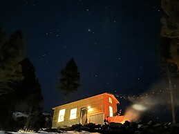 Mountaintop Cabin: Views, 14 Mi to Ski Apache