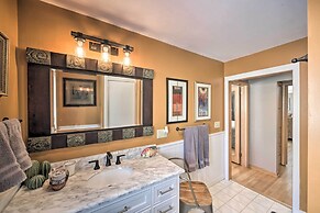 Pet-friendly Retreat ~ 1 Mi to St Louis River!