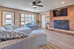 Pet-friendly Saluda Home w/ Mountain Views!