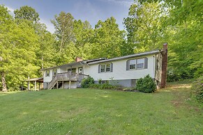 Pet-friendly Saluda Home w/ Mountain Views!