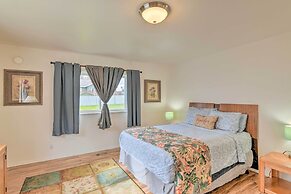 Quaint Ranch Home w/ Yard in Midtown Anchorage!