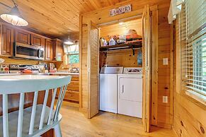Pet-friendly Bryson City Cabin w/ Fire Pit + Deck!