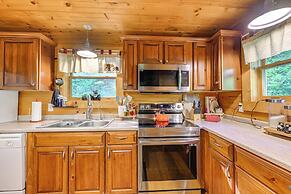 Pet-friendly Bryson City Cabin w/ Fire Pit + Deck!