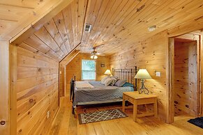 Pet-friendly Bryson City Cabin w/ Fire Pit + Deck!