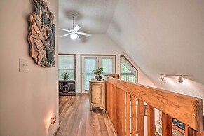 Picturesque Pigeon Forge Cabin w/ Mountain Views