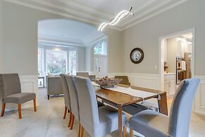 Group Getaway - Sprawling Snohomish Home!