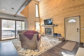 Tobyhanna Cabin w/ Deck, Community Pool & Golf!