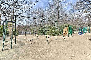 Tobyhanna Cabin w/ Deck, Community Pool & Golf!