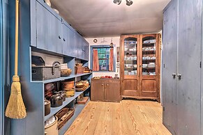 10 Mi to Hot Springs Natl Park: Home w/ Grill!