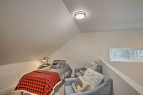 Modern Hideaway: Fire Pit, 5 Mi to Mt Rainier