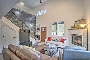 Modern Hideaway: Fire Pit, 5 Mi to Mt Rainier