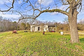 Oxford Home on Private Land < 7 Mi to Dtwn!