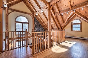 Secluded Vermont Retreat: Outdoor Pool & Deck