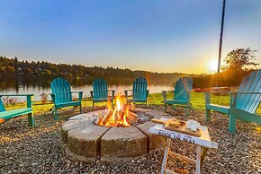 'the Hammersley' Luxury Waterfront Estate!