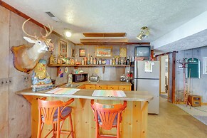 Smith Mountain Lake Retreat w/ Private Beach!