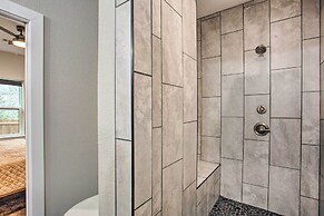 Modern Pottsboro Home - Close to Lake Texoma!