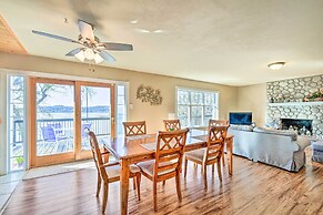 Sunny Lakefront Family Paradise w/ Deck & 2 Kayaks
