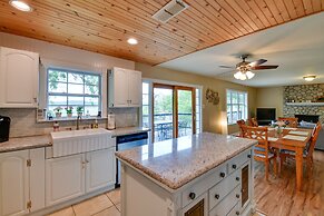 Sunny Lakefront Family Paradise w/ Deck & 2 Kayaks