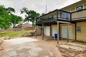 Sunny Lakefront Family Paradise w/ Deck & 2 Kayaks
