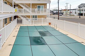Wildwood Condo w/ Pool Access - Walk to Beach