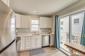 Wildwood Condo w/ Pool Access - Walk to Beach